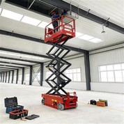 Elektriskās pacelšanas sastatnes